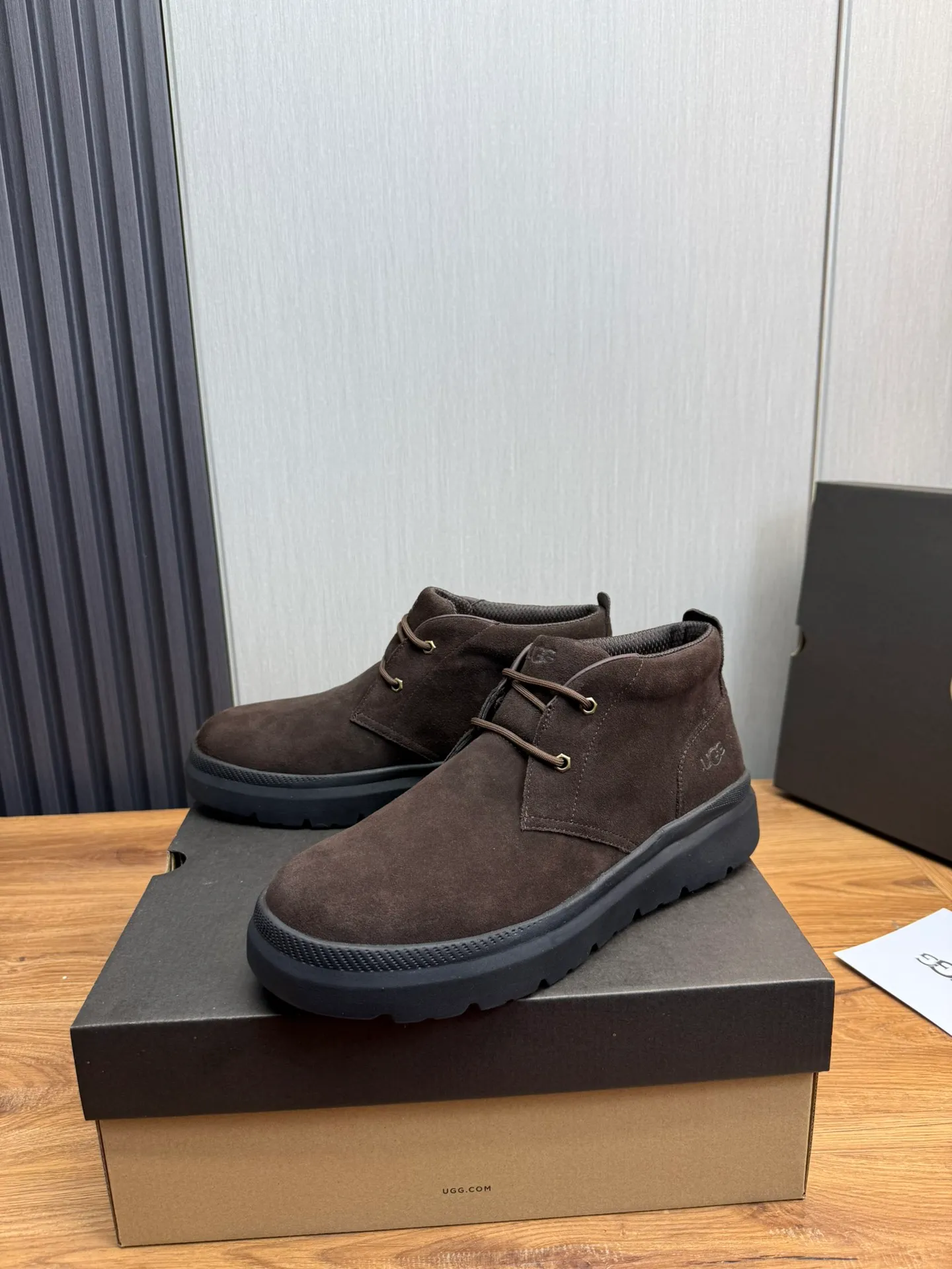 Men's shoes 💰480💰 [UGG] Hot winter warm boots 🐑Purely hand-stitched! Simple and stylish design, frosted cowhide➕Comfortable and warm wool➕UGG original outsole‼ ️Soft and comfortable to wear, good warmth retention, and excellent foot feel. Regular size 41-47